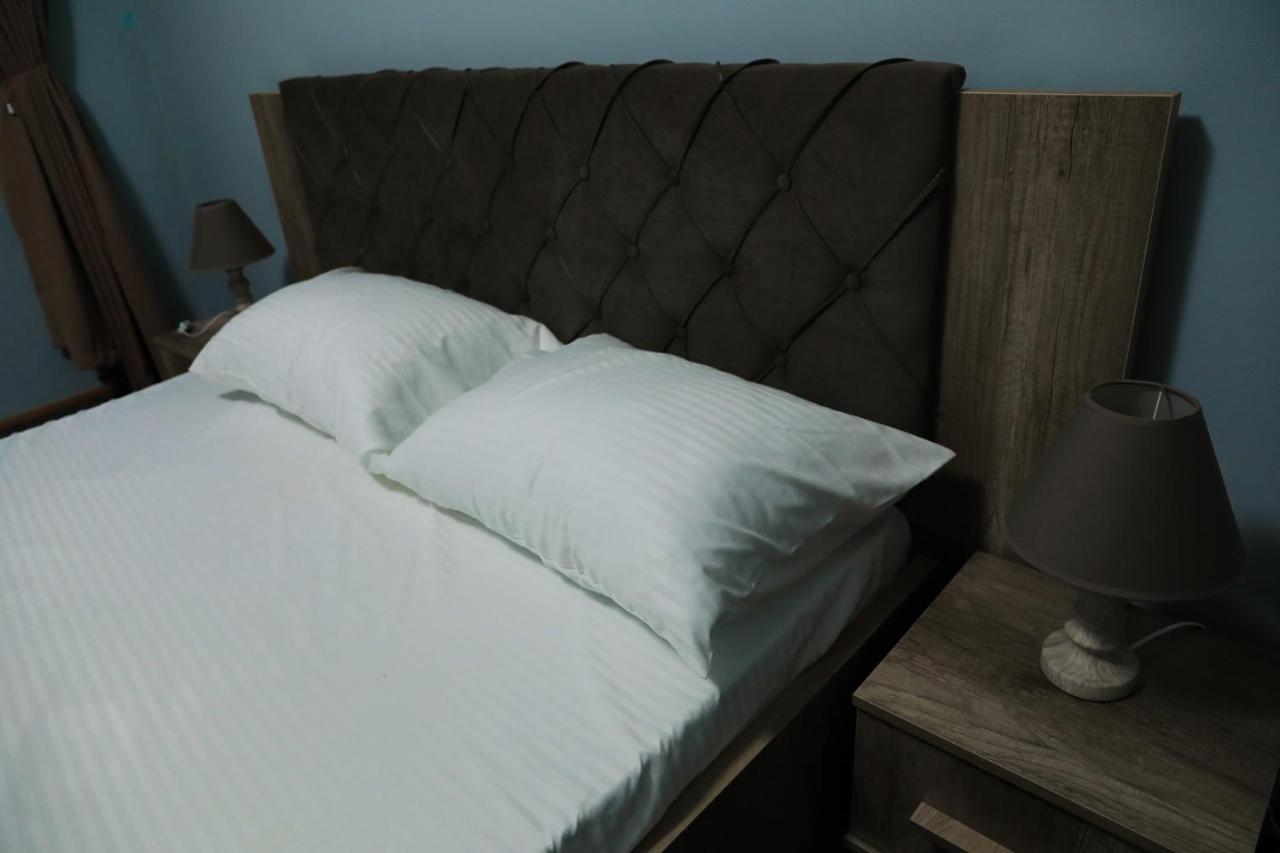 City Park Hostel Приштина Экстерьер фото